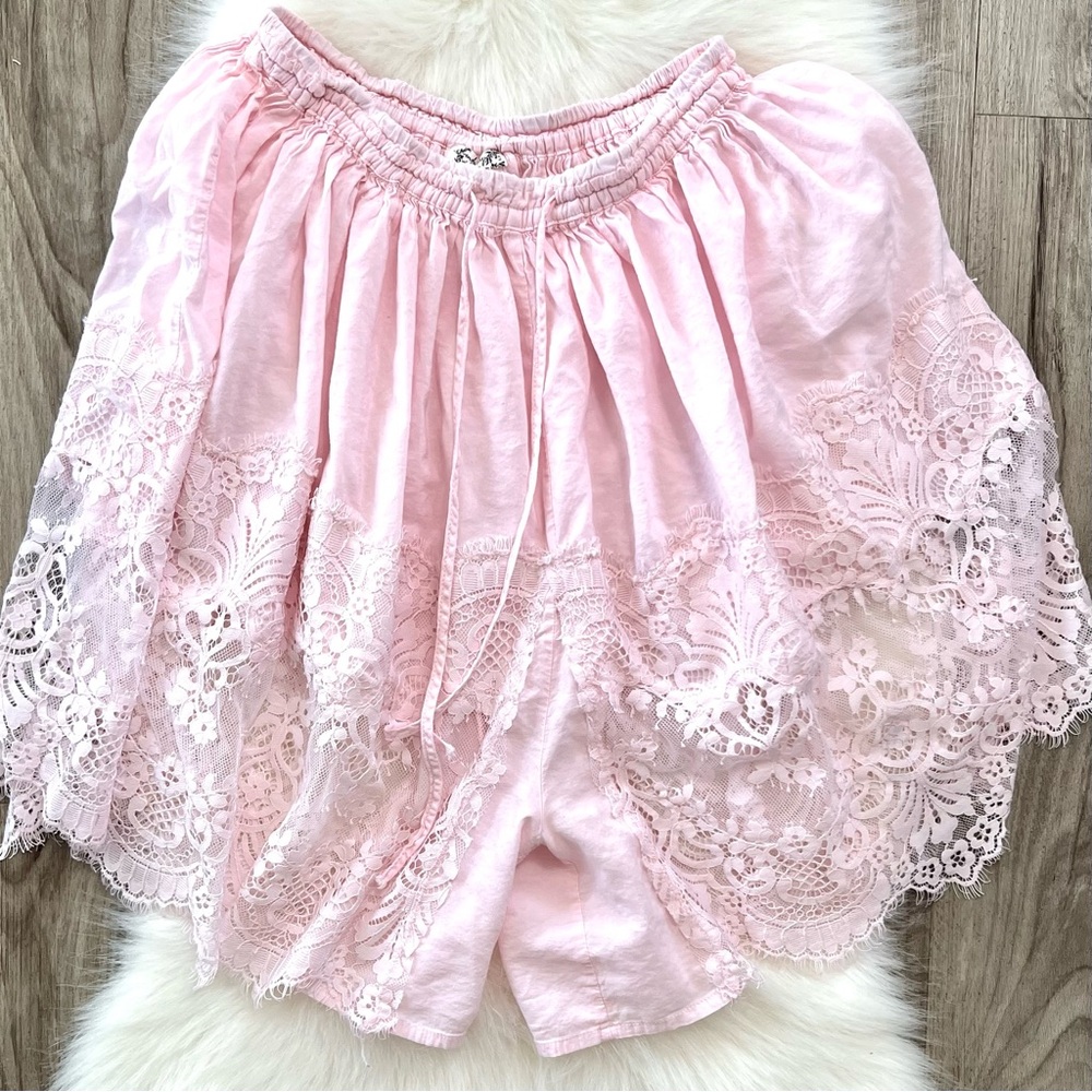 Free People pink lace bloomer short size small